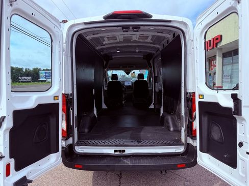 Used 2026 Ford Transit 250 148 Medium Roof RWD image 34