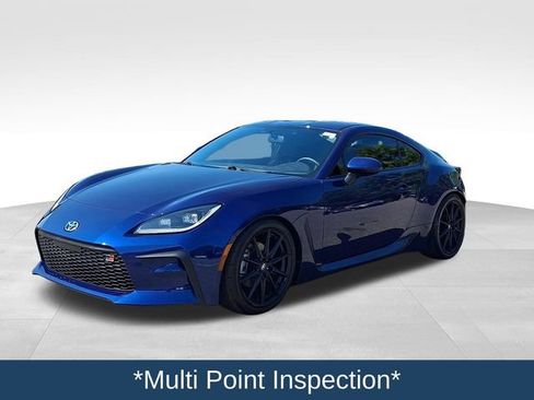 Used 2025 Toyota GR86 Premium RWD image 4