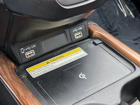 Used 2022 Honda CR-V Touring image 30