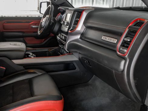 Used 2019 RAM 1500 Rebel AWD/4WD image 12