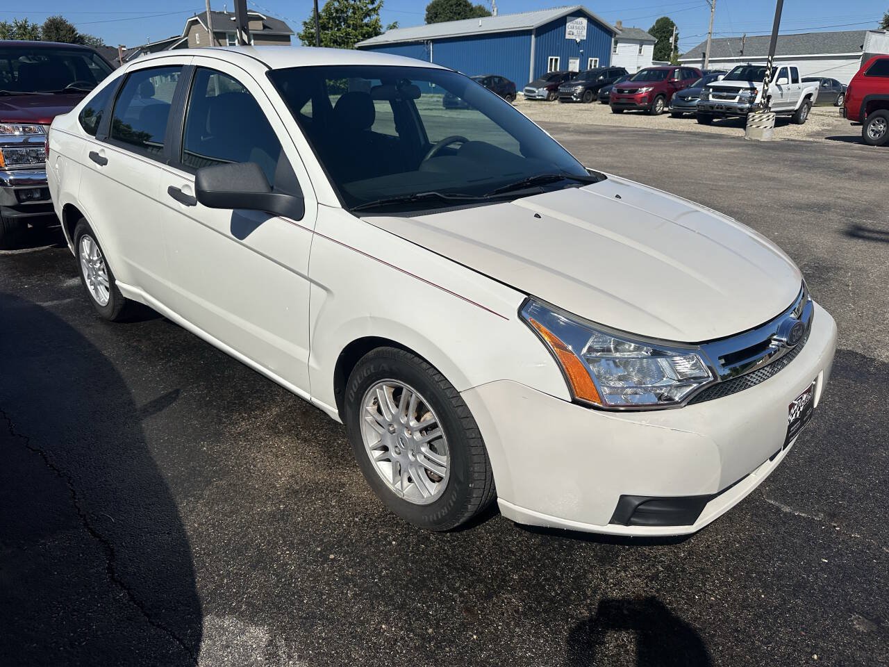 Used 2010 Ford Focus SE FWD image 7