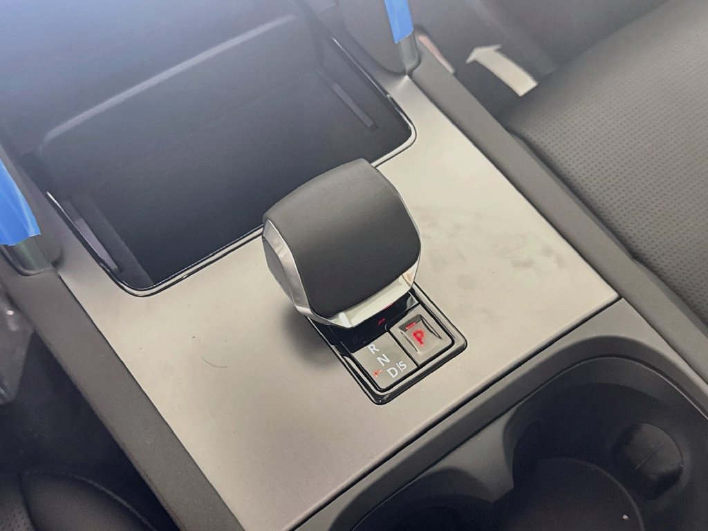 Certified 2025 Land Rover Discovery Sport S AWD/4WD image 14