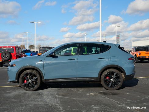 Used 2024 Dodge Hornet R/T image 8