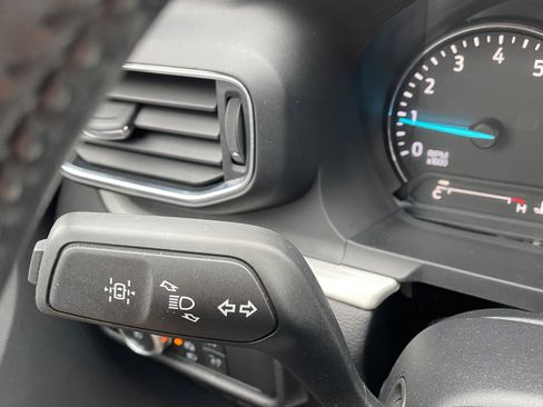 Used 2021 Ford Explorer XLT w/ Equipment Group 202A image 15