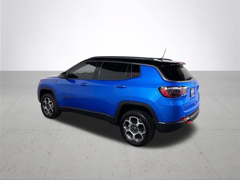 Used 2022 Jeep Compass Trailhawk w/ Trailhawk Convenience Group AWD/4WD image 8