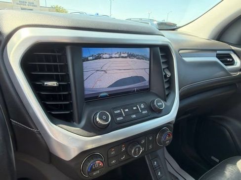 Used 2018 GMC Acadia SLT AWD/4WD image 32
