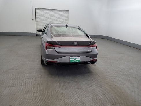 Used 2023 Hyundai Elantra Limited FWD image 6