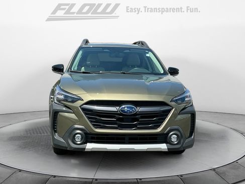 Certified 2025 Subaru Outback Limited AWD/4WD image 3