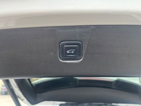 Certified 2023 Chevrolet Blazer Premier w/ Driver Confidence II Package image 25