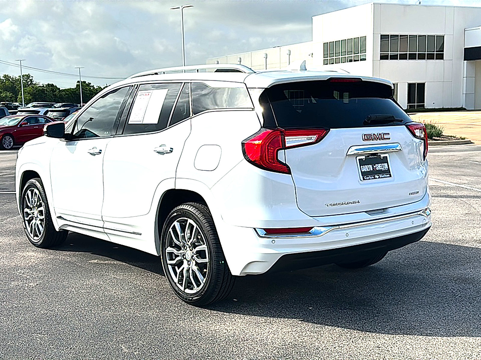 Used 2023 GMC Terrain Denali AWD/4WD image 6