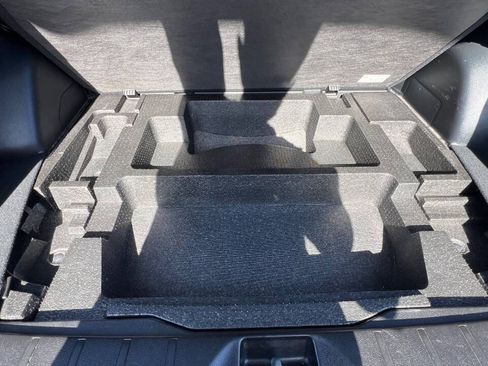 Used 2018 Subaru Forester 2.5i Limited AWD/4WD image 34