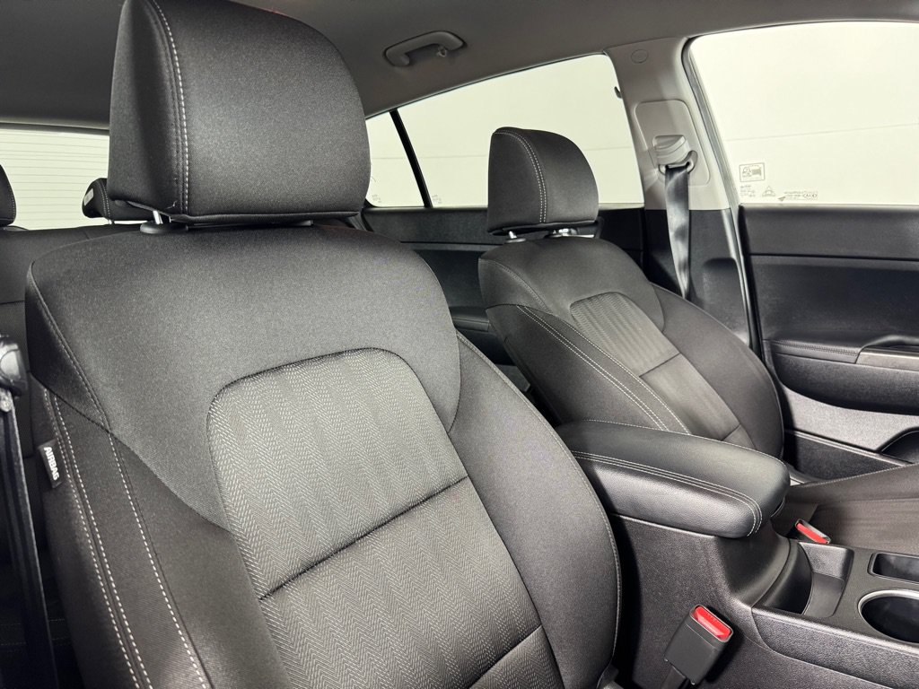Used 2020 Kia Sportage LX AWD/4WD image 27