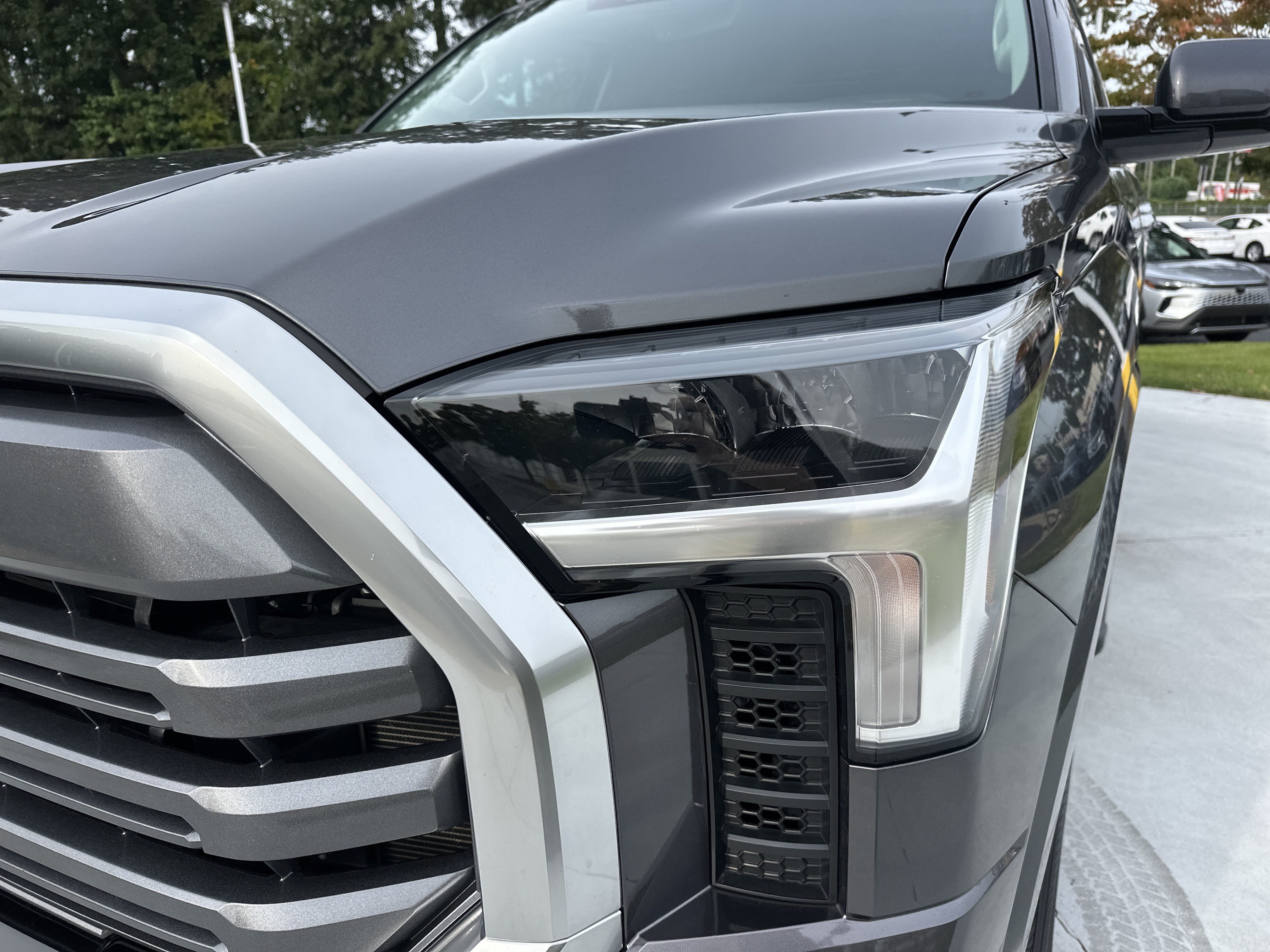 Used 2023 Toyota Tundra Limited w/ Power Package RWD image 6