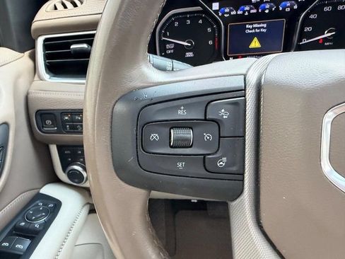 Used 2021 GMC Yukon Denali w/ Denali Premium Package AWD/4WD image 14