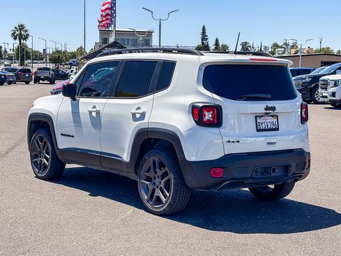 Used 2021 Jeep Renegade Latitude w/ Sun & Sound Group AWD/4WD image 2
