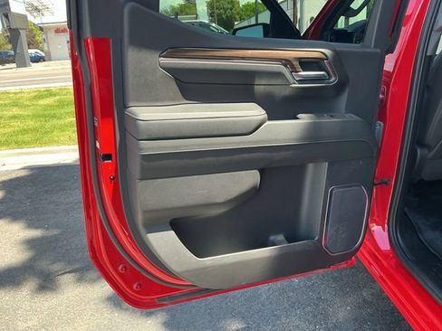 Used 2024 Chevrolet Silverado 1500 LT Trail Boss w/ LT Trail Boss Premium Package AWD/4WD image 22