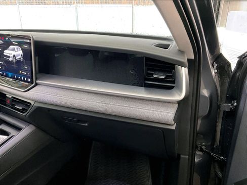 New 2026 Volkswagen Tiguan S image 27