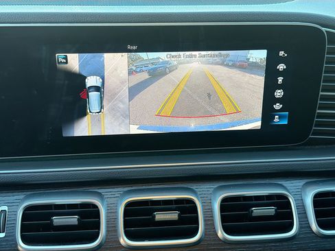 Used 2022 Mercedes-Benz GLE 350 GLE 350 w/ Premium Package image 33