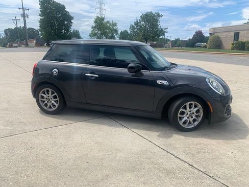 Used 2020 MINI Cooper S FWD image 8