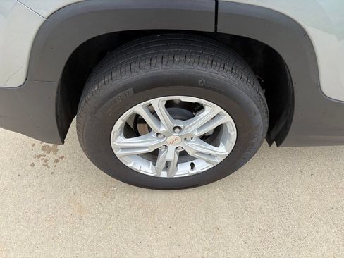 Used 2023 GMC Terrain SLE w/ Driver Convenience Package FWD image 51