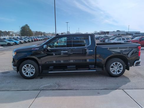 Used 2022 Chevrolet Silverado 1500 LTZ w/ LTZ Premium Package image 5