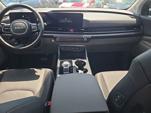 New 2026 Kia Carnival SX FWD image 13