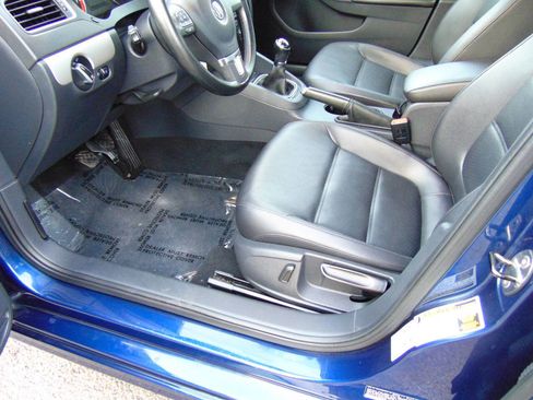 Used 2014 Volkswagen Jetta SE image 5