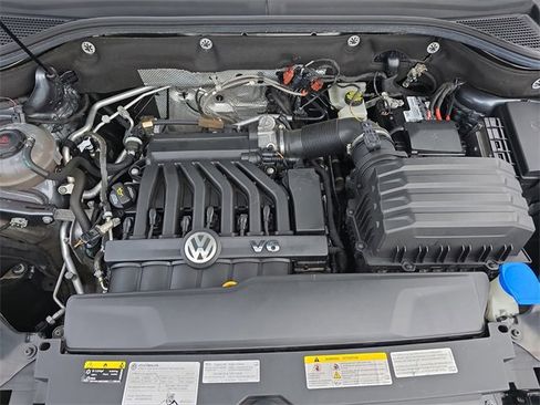 Used 2022 Volkswagen Atlas SE w/ Panoramic Sunroof Package image 35