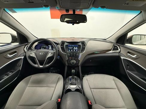 Used 2018 Hyundai Santa Fe Sport w/ 2.4L Value Package 02 FWD image 16
