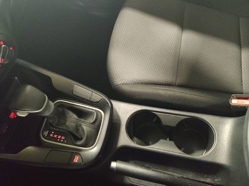 Used 2021 Kia Soul LX FWD image 26
