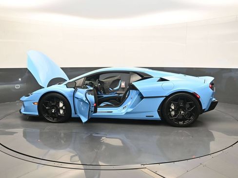 Used 2026 Lamborghini Temerario AWD/4WD image 25