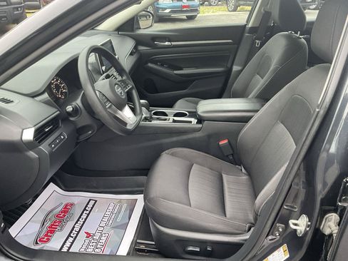 Used 2021 Nissan Altima 2.5 SV FWD image 10