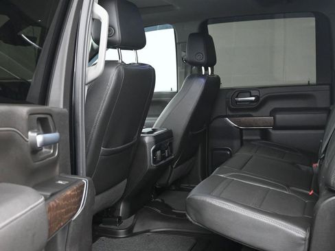 Used 2023 GMC Sierra 2500 Denali w/ Denali Black Diamond Edition image 13