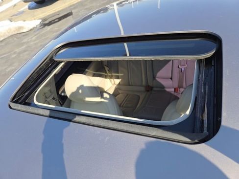 Used 2019 Lincoln MKZ Reserve w/ Reserve Plus Package image 3