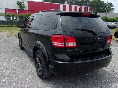 Used 2018 Dodge Journey SE w/ Popular Equipment Group FWD image 5