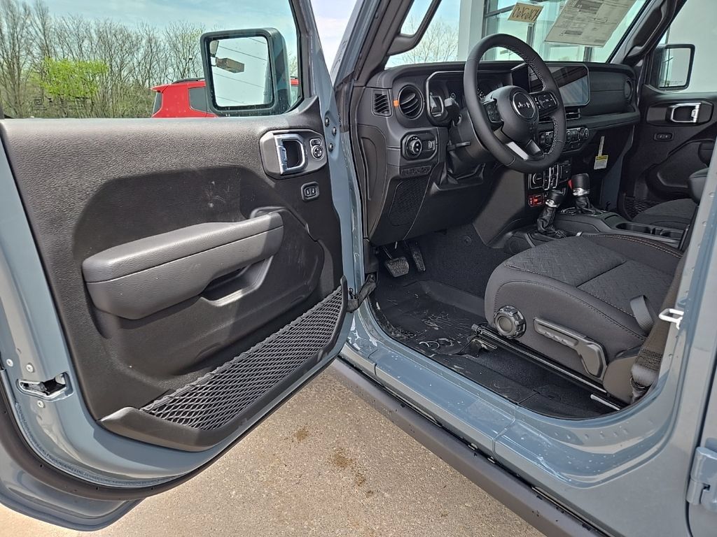 New 2026 Jeep Gladiator Mojave AWD/4WD image 36