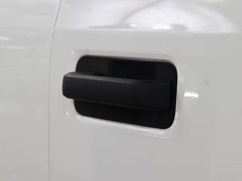 Used 2022 Ford F350 XL w/ Power Equipment Group image 10