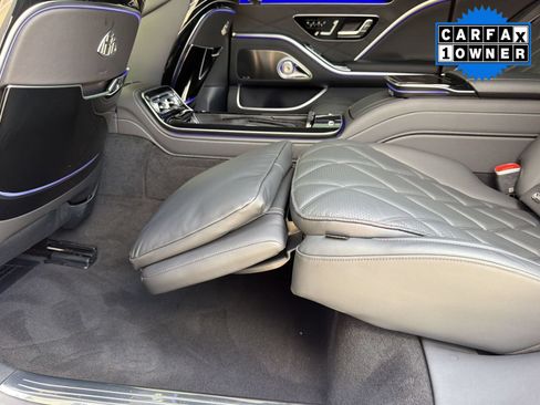 Used 2024 Mercedes-Benz Maybach S 580 4MATIC image 36