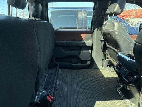 Used 2021 Ford F150 Lariat w/ Equipment Group 502A High image 6