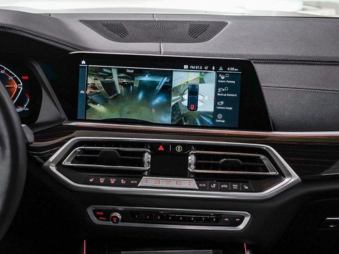 Used 2023 BMW X5 xDrive40i w/ M Sport Package image 13