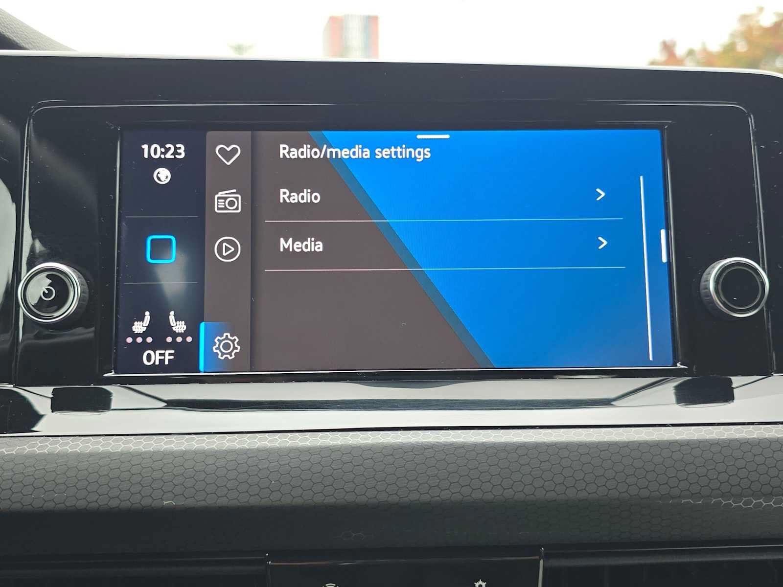 Used 2022 Volkswagen GTI S FWD image 26