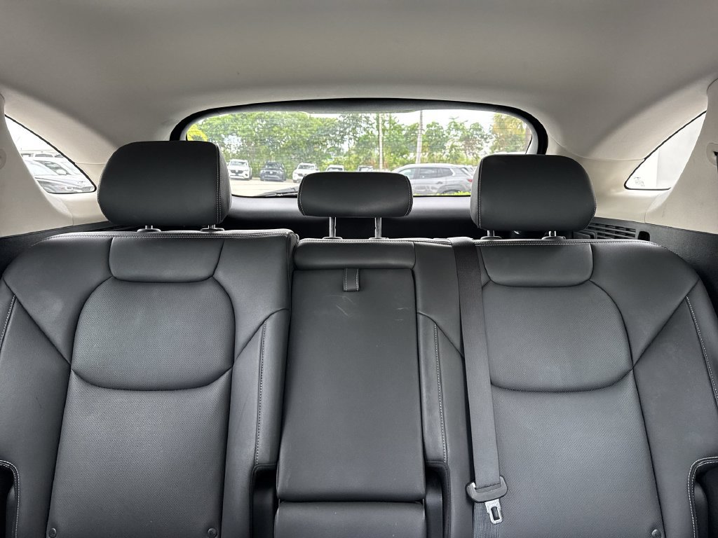 Used 2023 Genesis GV70 2.5T AWD/4WD image 18