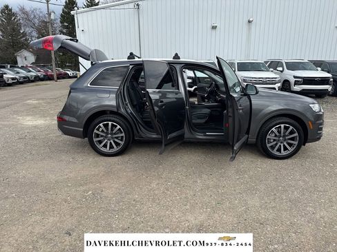 Used 2019 Audi Q7 3.0T Premium Plus w/ Premium Plus Package image 38