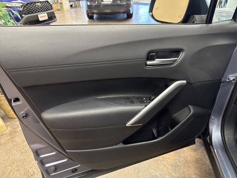 Used 2023 Toyota Corolla Cross XLE w/ Convenience Package image 26
