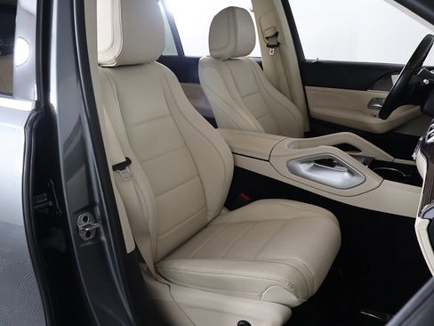 Used 2023 Mercedes-Benz GLE 450 4MATIC w/ AMG Line Exterior image 34