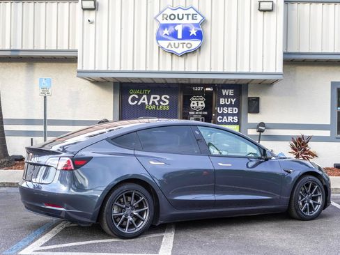 Used 2018 Tesla Model 3 Long Range RWD image 6