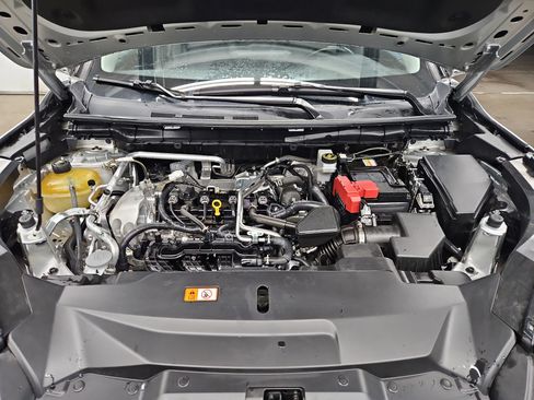 Used 2022 Mitsubishi Outlander SE image 27