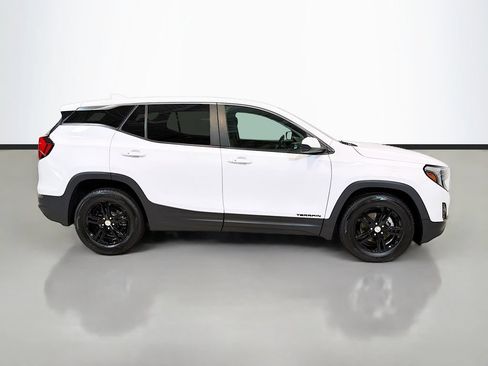 Used 2021 GMC Terrain SLE FWD image 10