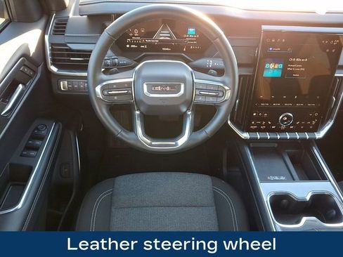 Used 2025 GMC Acadia Elevation image 16