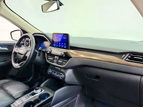 Used 2020 Ford Escape Titanium AWD/4WD image 31